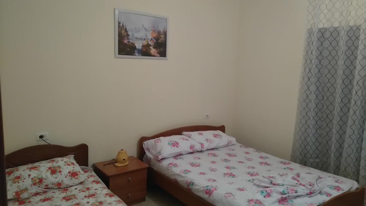 Jonny Guesthouse 卡萨米尔 外观 照片