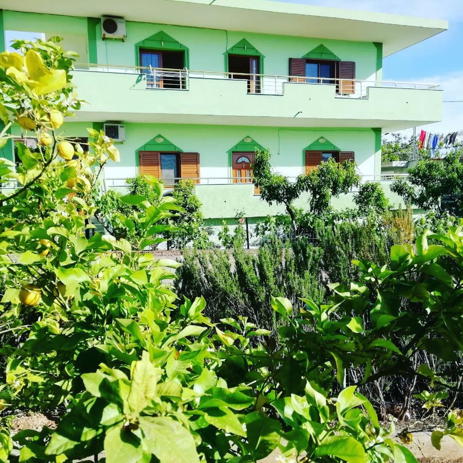 Jonny Guesthouse 卡萨米尔 外观 照片
